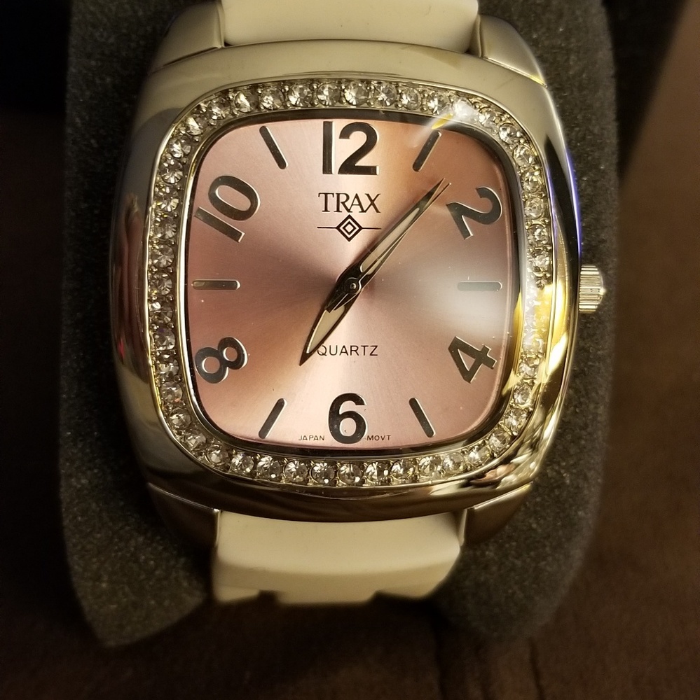Trax Watch